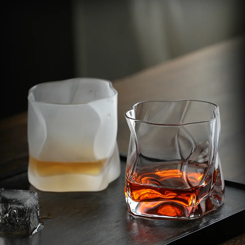 Unregelmäßiger Whisky-Kristall – Wine Beer Tasting Bewertung und Preis